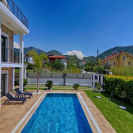 Göcek Merkez De özel Havuz Müstakil Lüks