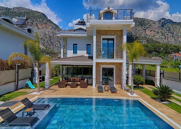 Göcek Merkez De özel Havuz Müstakil Lüks Fethiye