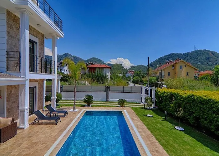 Göcek Merkez De özel Havuz Müstakil Lüks