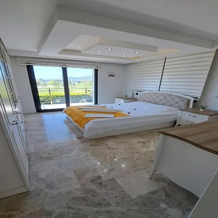 Goecek Merkez De Oezel Havuz Muestakil Lueks * Fethiye