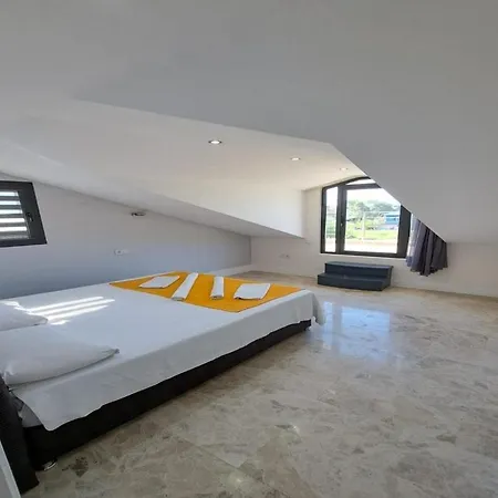 Vila Goecek Merkez De Oezel Havuz Muestakil Lueks
