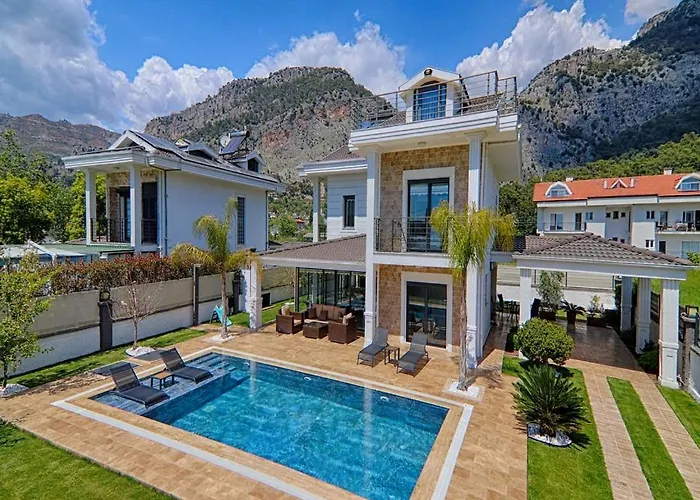 Goecek Merkez De Oezel Havuz Muestakil Lueks Vila Fethiye